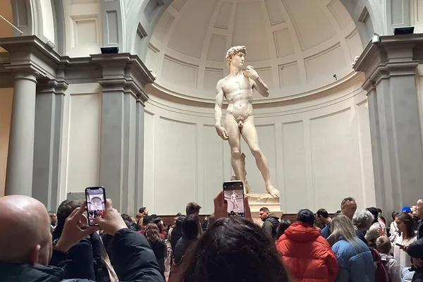 Skip the Line: Accademia Gallery Priority Entry Ticket with Audio Guide — photo 2