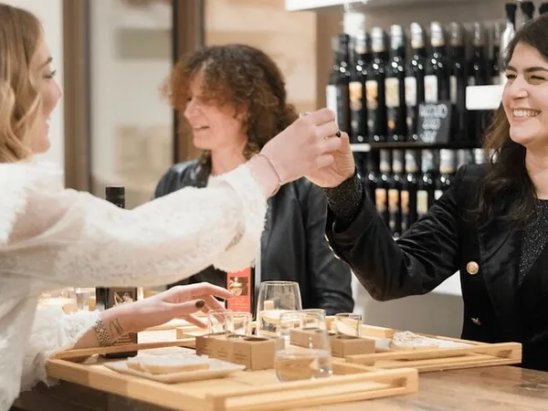 Tuscan Olive Oil, Food, and Wine Experience - Florence City Walk